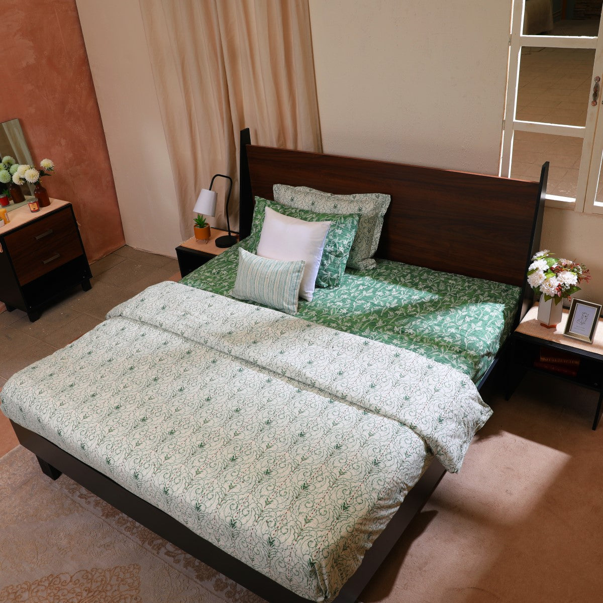 Savior - Bed, Dresser & 2 Door wardrobe