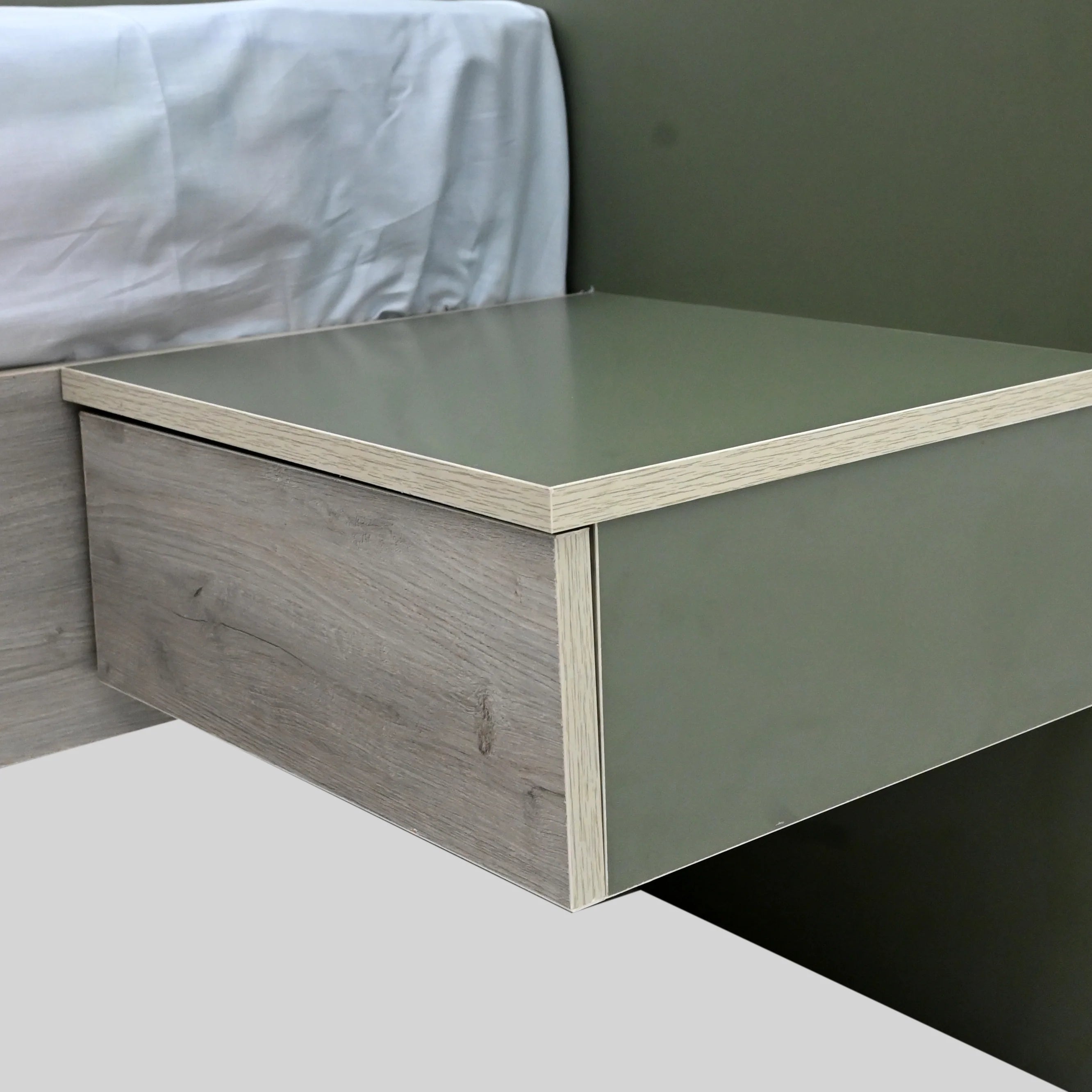 Hyphen - Bed & Dresser