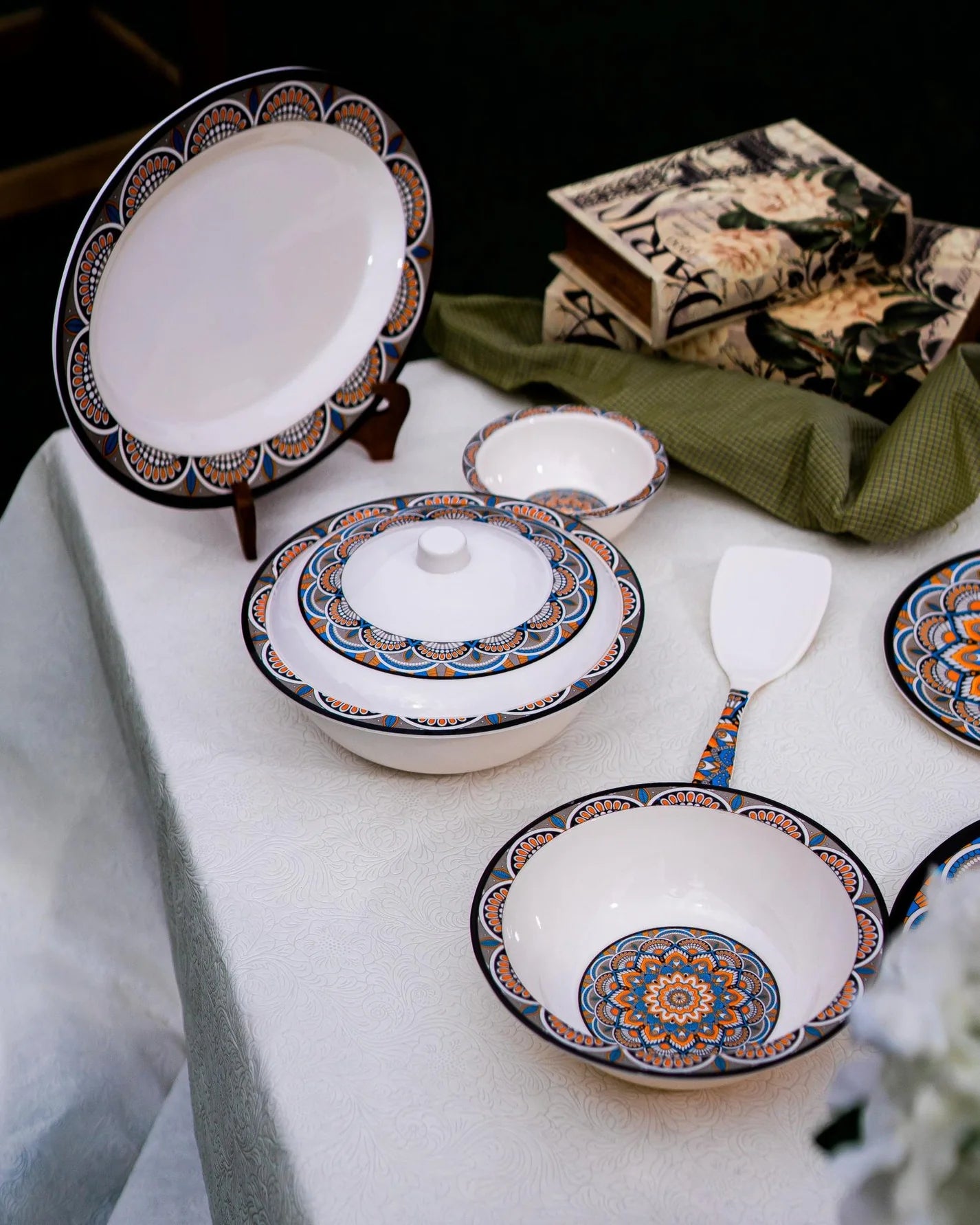 Nightfall Blossom Dinner Set – Artistic Mandala Elegance for Refined Dining (22 / 30 / 43 PCS) - Habitt
