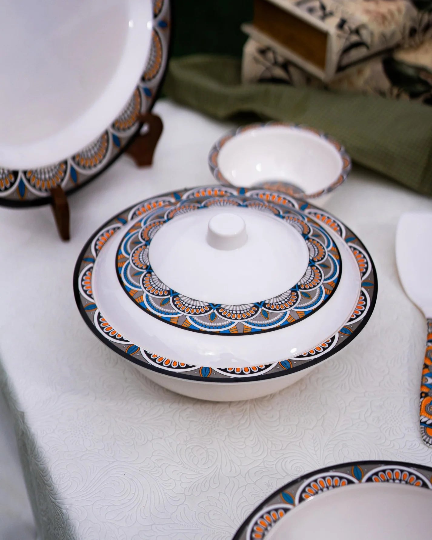 Nightfall Blossom Dinner Set – Artistic Mandala Elegance for Refined Dining (22 / 30 / 43 PCS) - Habitt