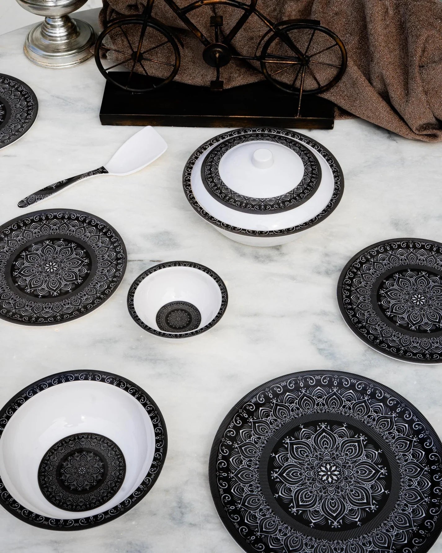 Noir Chic Dinner Set – Modern Mandala Elegance for Sophisticated Dining (22 / 30 / 43 PCS) - Habitt