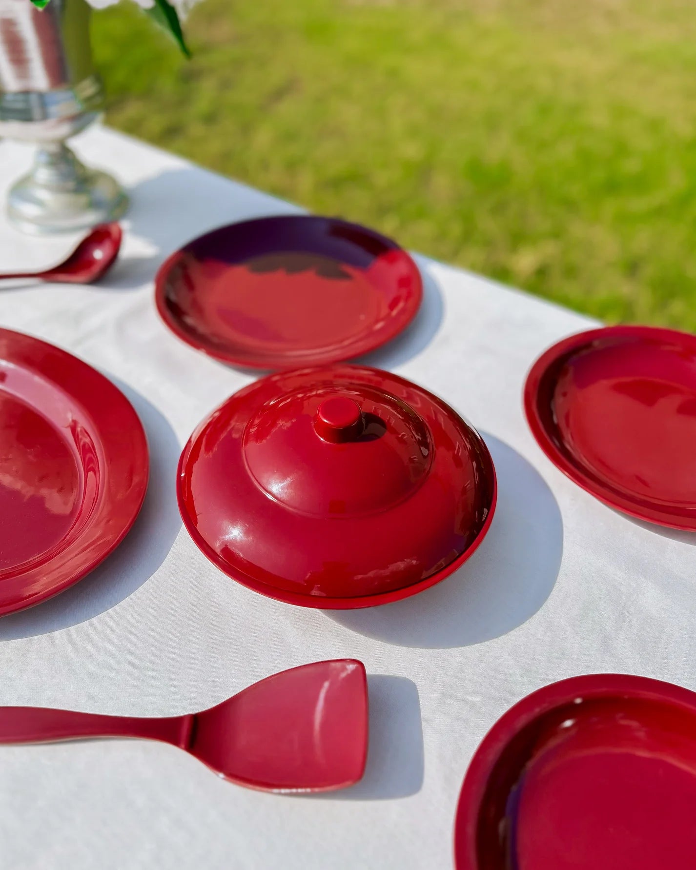 Red Melamine Dinner Set – Bold Elegance for Everyday & Festive Dining (22 / 30 / 43 PCS) - Habitt